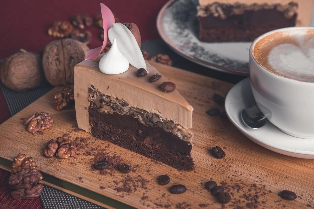 How To Make an Eggless Cake An Easy And Quick Recipe