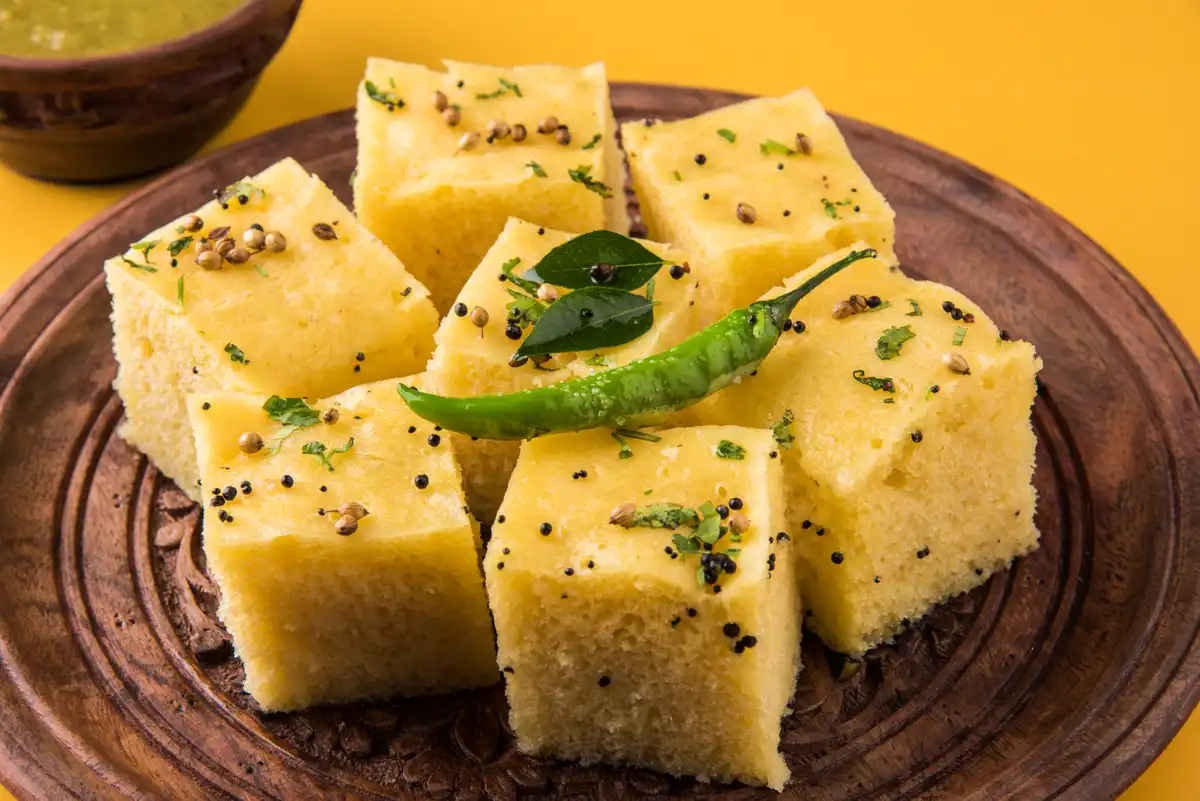 dhokla-is-veg-food-snack-breakfast-item-from-indian-state-gujarat